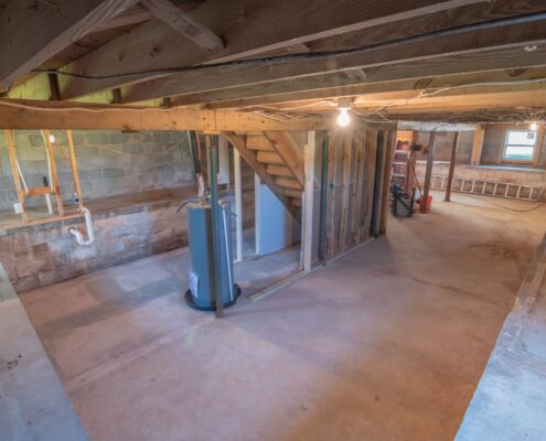 Picture of a dry basement.