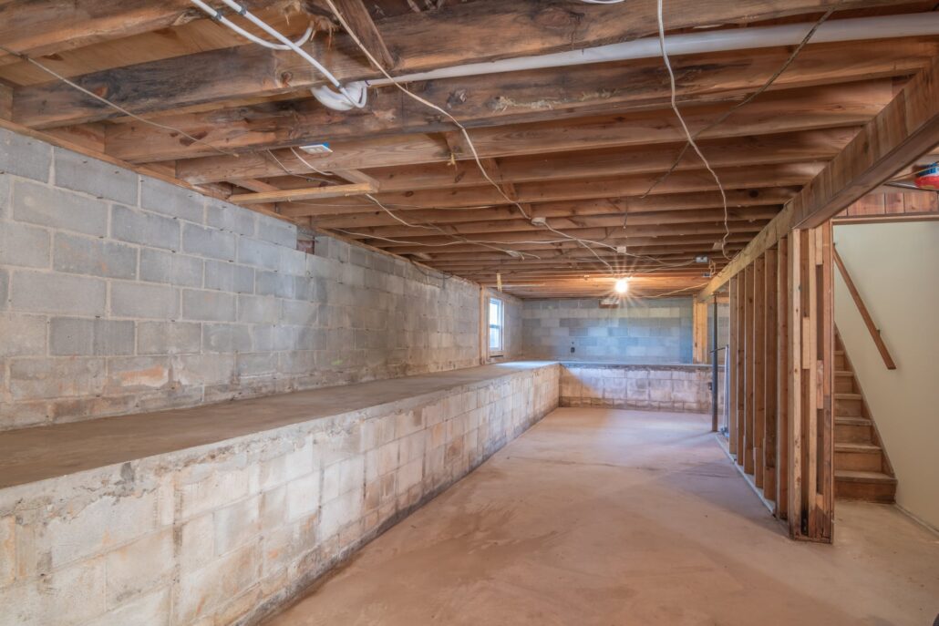 Picture of a home basement.