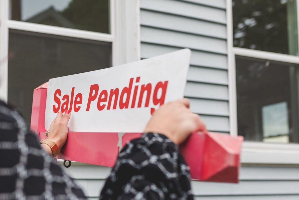 House Hunting Guide: Spotting Foundation Red Flags