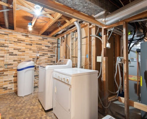 Water Coming Through Basement Floor Milwaukee 