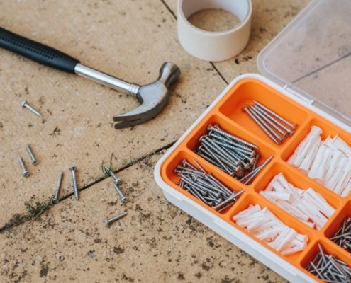 Professional vs. DIY Basement Repairs